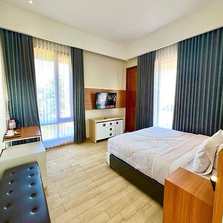 The Royal Joglo Hotel Tepus Екстериор снимка