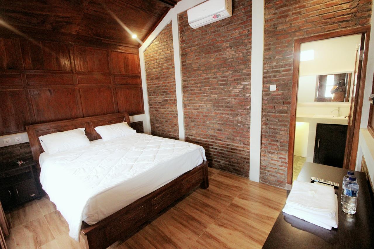 The Royal Joglo Hotel Tepus Екстериор снимка